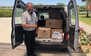 Campanha de Natal da La Moda beneficia três entidades da região