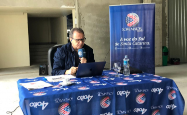 Programa Adelor Lessa diretamente do Bairro da Juventude