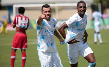 Primeiro adversário do Tigre arranca na ponta da Série B