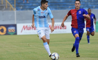 Criciúma de olho no clássico paranaense