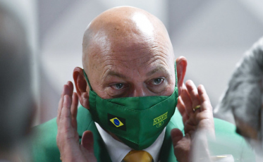 Nesta quarta tem entrevista com Luciano Hang na Som Maior