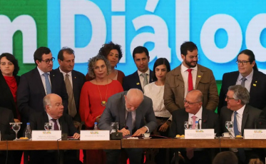 Lula sanciona taxação de compras internacionais de até 50 dólares