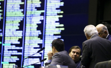 Previdência: confira principais pontos aprovados em primeiro turno