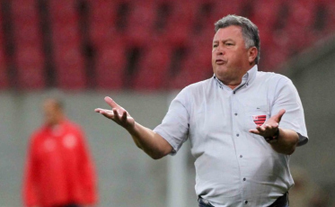 Cavalo não esconde pressão por resultado positivo contra o Tigre