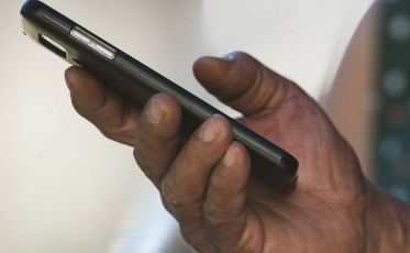 Celulares irregulares serão bloqueados em SC e mais nove estados