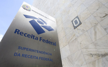 Com salários de até R$ 21 mil, concurso da Receita Federal abre nesta segunda-feira
