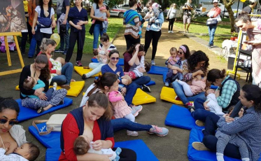 5º Mamaço conscientiza e homenageia mães em Criciúma