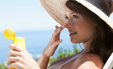 6 dicas para evitar manchas na pele no verão
