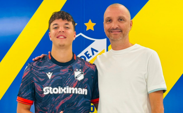 De ídolo a inspiração: Manduca vê filho seguir seus passos no futebol europeu