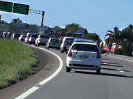 Manifestação próxima ao Posto Napoli, em Jaguaruna