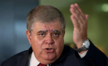 Greve dos caminhoneiros: Governo aplicará multa de R$ 100 mil por hora parada