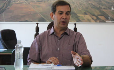 Servidores comissionados têm redução salarial em Maracajá