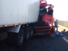 Maracajá: Carretas colidem na BR-101 (FOTOS)
