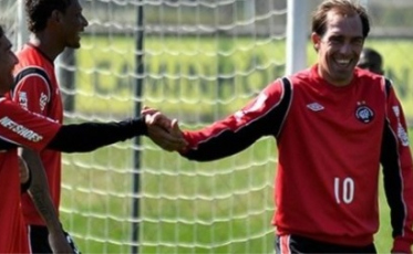 Marcão atuou ao lado de Paulo Baier no Athletico Paranaense (VÍDEO)