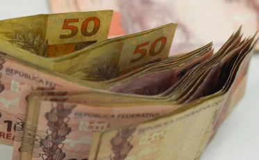 Brasileiros ainda não sacaram R$ 8,5 bilhões de valores a receber