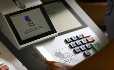 Veja as consequências para o eleitor que não votou, não justificou e nem pagou multa
