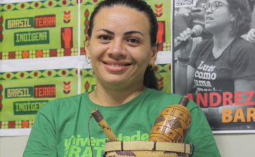 Dia dos Povos Indígenas: nascida na Amazônia, estudante trilha caminho em Criciúma