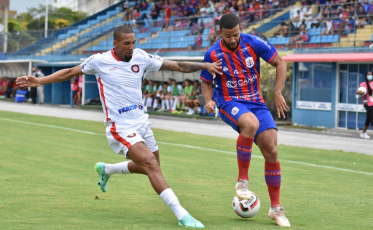 É dia de futebol: Próspera tenta primeira vitória