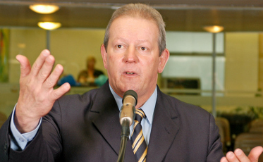 “A possibilidade de PP, PSD e PSDB estarem juntos é praticamente zero”