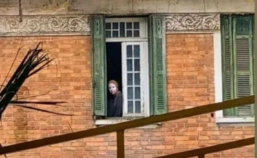 “Mulher da casa abandonada” tem R$ 83,8 mil bloqueados de suas contas 