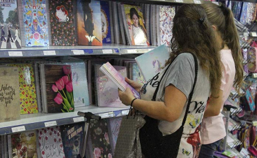 Pesquisa aponta variação de até 547% nos materiais escolares