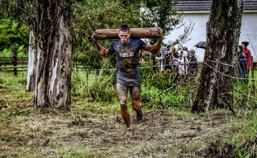 Atleta forquilhinhense busca espaço em competições internacionais 