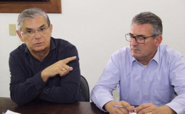 Pinho Moreira e Mariani precisam entrar em consenso até segunda-feira