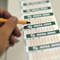 Prêmio da Mega-Sena acumula e sorteia R$ 45 milhões no próximo concurso