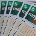 Concurso 2979 da Mega-Sena sorteia prêmio de R$ 160 milhões nesta terça-feira (3)