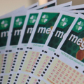 Concurso 2982 da Mega-Sena sorteia prêmio de R$ 60 milhões nesta terça-feira (10)
