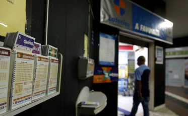 Mega-Sena deve pagar prêmio de R$ 48 milhões neste sábado
