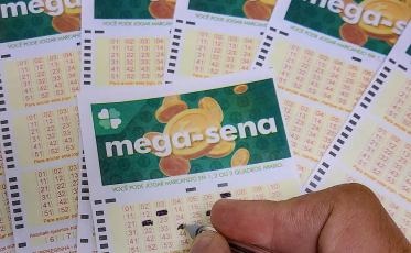Sem vencedores: Mega-Sena acumula, mas aposta de SC leva mais de R$ 60 mil