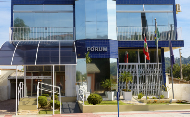 Justiça condena réu que tentou matar amigo após brincadeira em festa no Meleiro