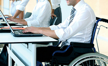 Empresas de Criciúma promovem feira da empregabilidade da pessoa com deficiência