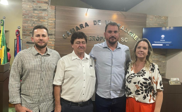 Câmara de Siderópolis elege nova Mesa Diretora 2023/2024