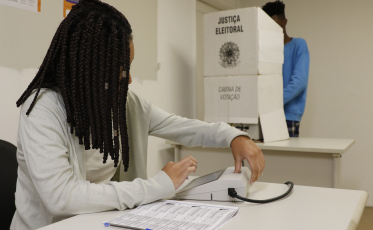 Saiba o que faz um mesário, quais os benefícios e como se voluntariar