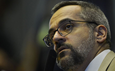 Enem 2019 está garantido, diz ministro