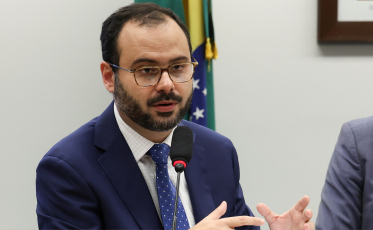 Ministro do Empreendedorismo defende reajuste do teto do Simples e do MEI, defasados há oito anos