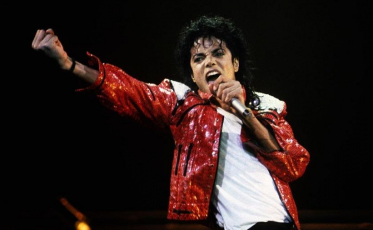 Michael Jackson, morto em 2009, será julgado por abuso sexual contra criança
