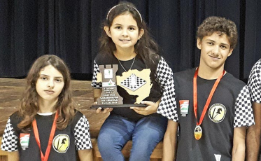 Criciumense vence torneio estadual de xadrez