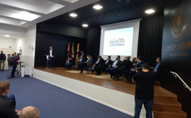 Moisés promete auxiliar Araranguá a ser referência