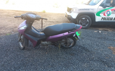 Com moto adulterada, dupla é presa em Forquilhinha