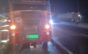 BR-101: incêndio em caminhão mobiliza bombeiros em Sombrio