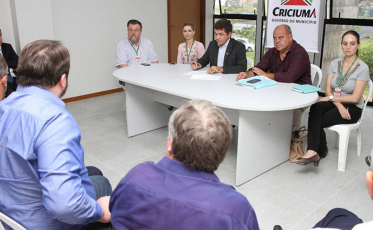 Prefeitura de Criciúma paralisa serviços a partir de sexta-feira