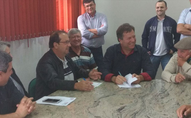 ADR e Içara firmam convênio para pavimentar ICR 357