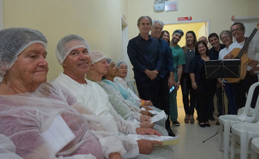 Mutirão da catarata chega a Praia Grande