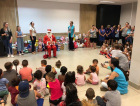 Crianças dos CEI's da Afasc recebem presentes de natal