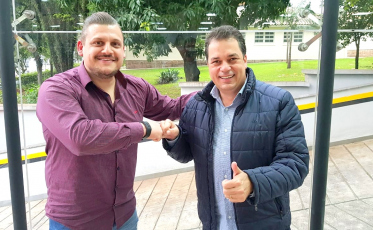 Cantor Neguinho é candidato a vice-prefeito pelo PDT