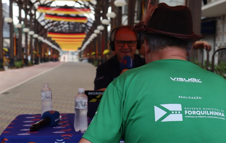 Ouça ao vivo: programa Adelor Lessa direto da Heimatfest em Forquilhinha nesta sexta