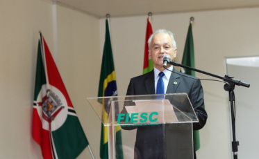 Há mais de 50 anos no associativismo, Diomício Vidal conta sua trajetória no Nomes & Marcas